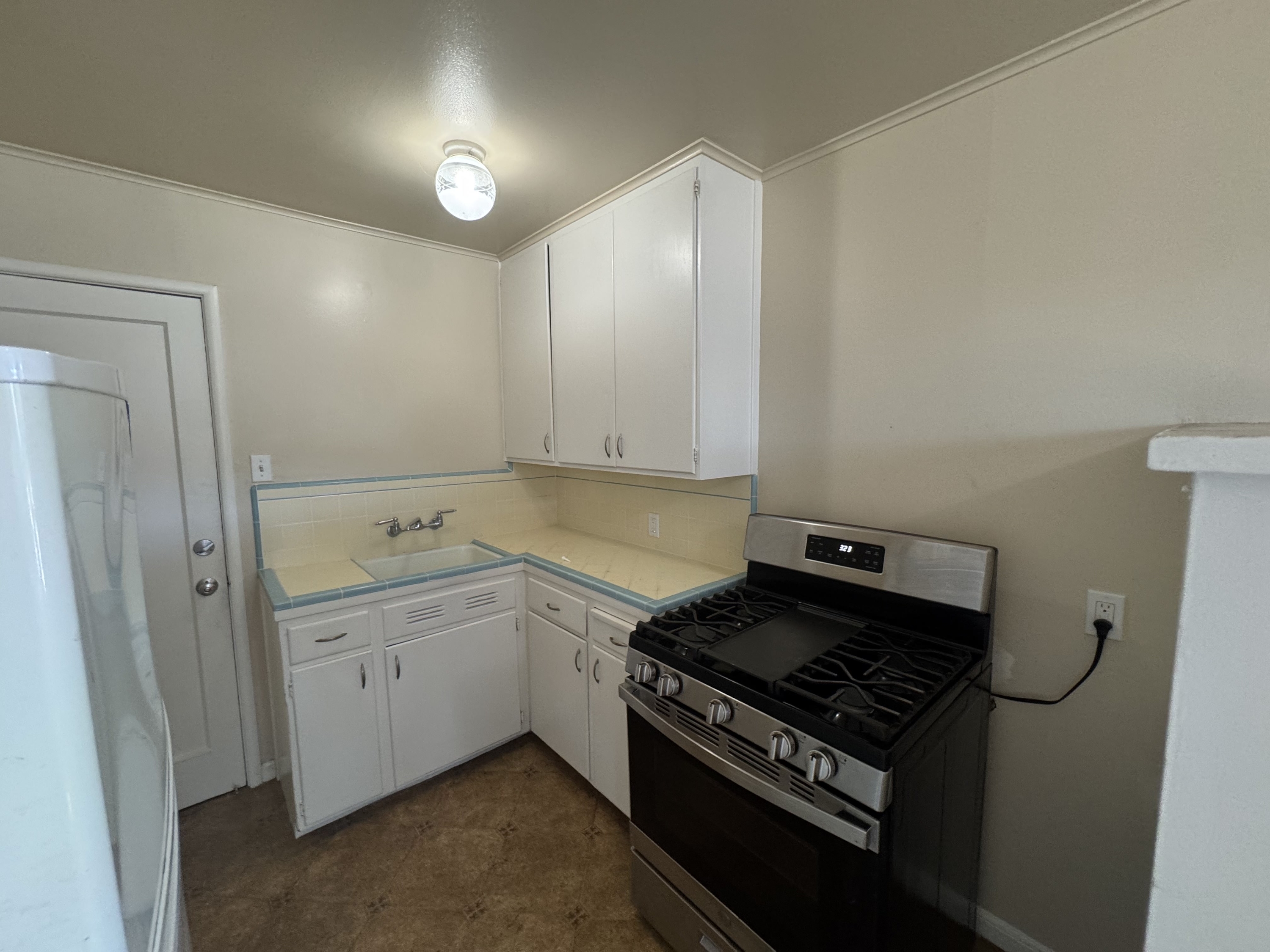 820 Winchester Drive - 1