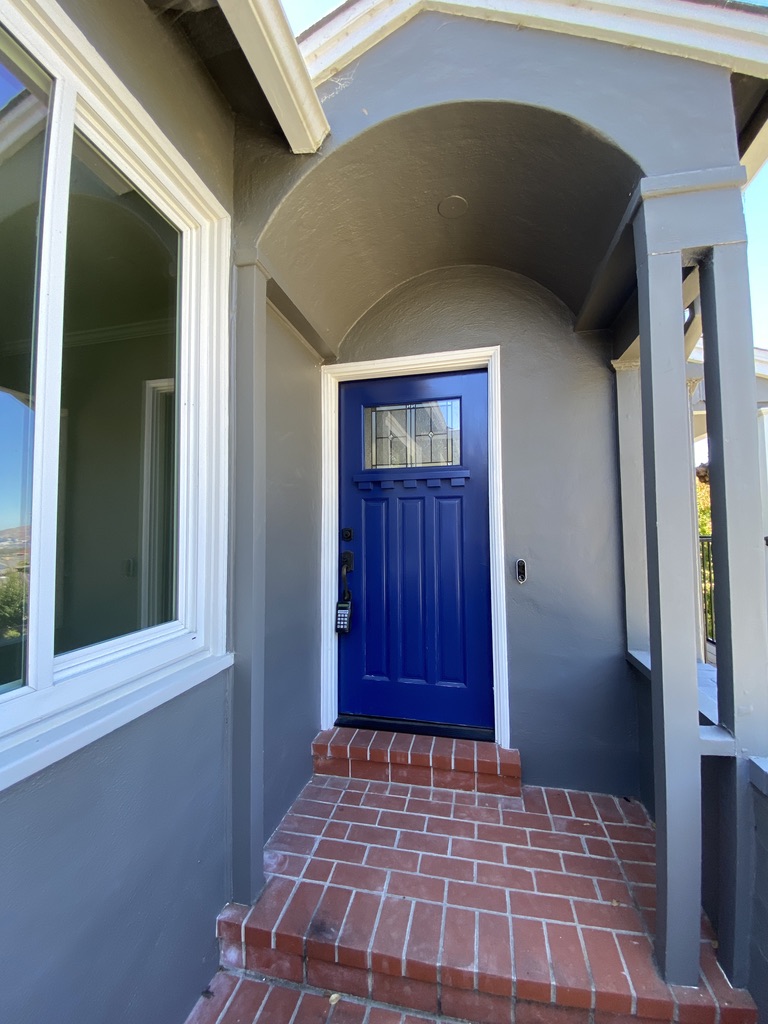 161 El Bonito Way