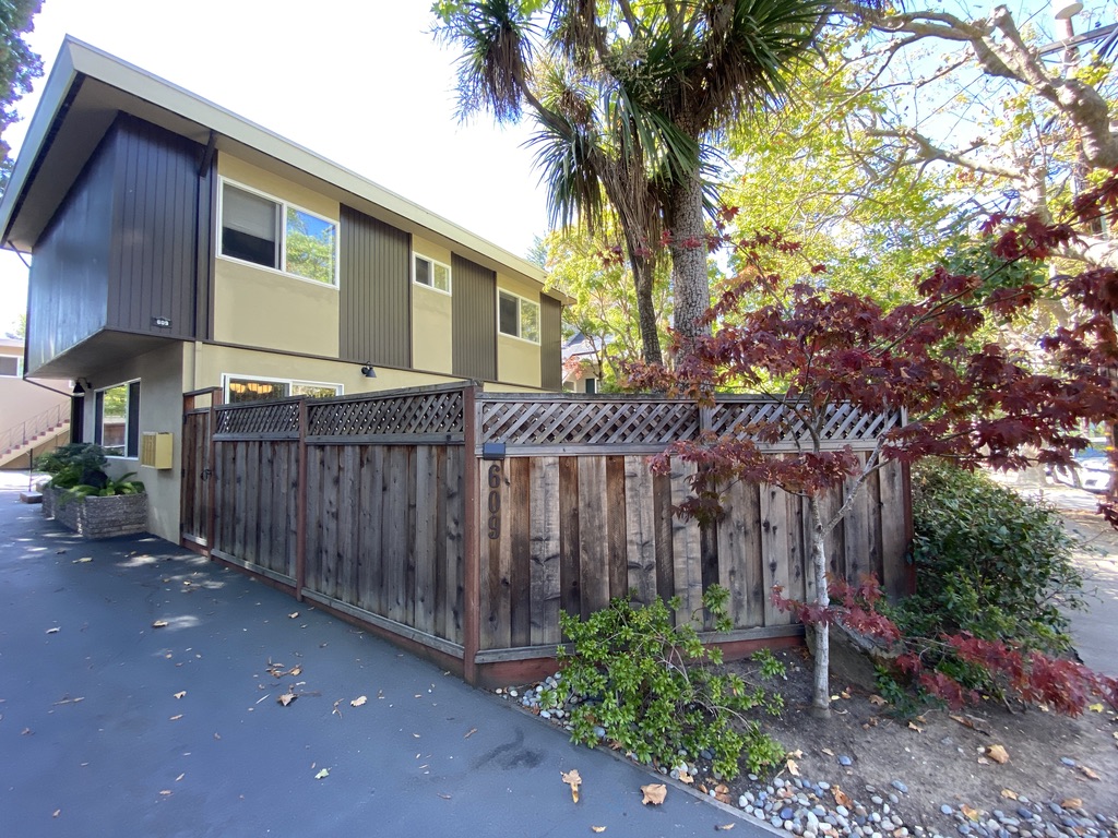 609 Highland Avenue - 1