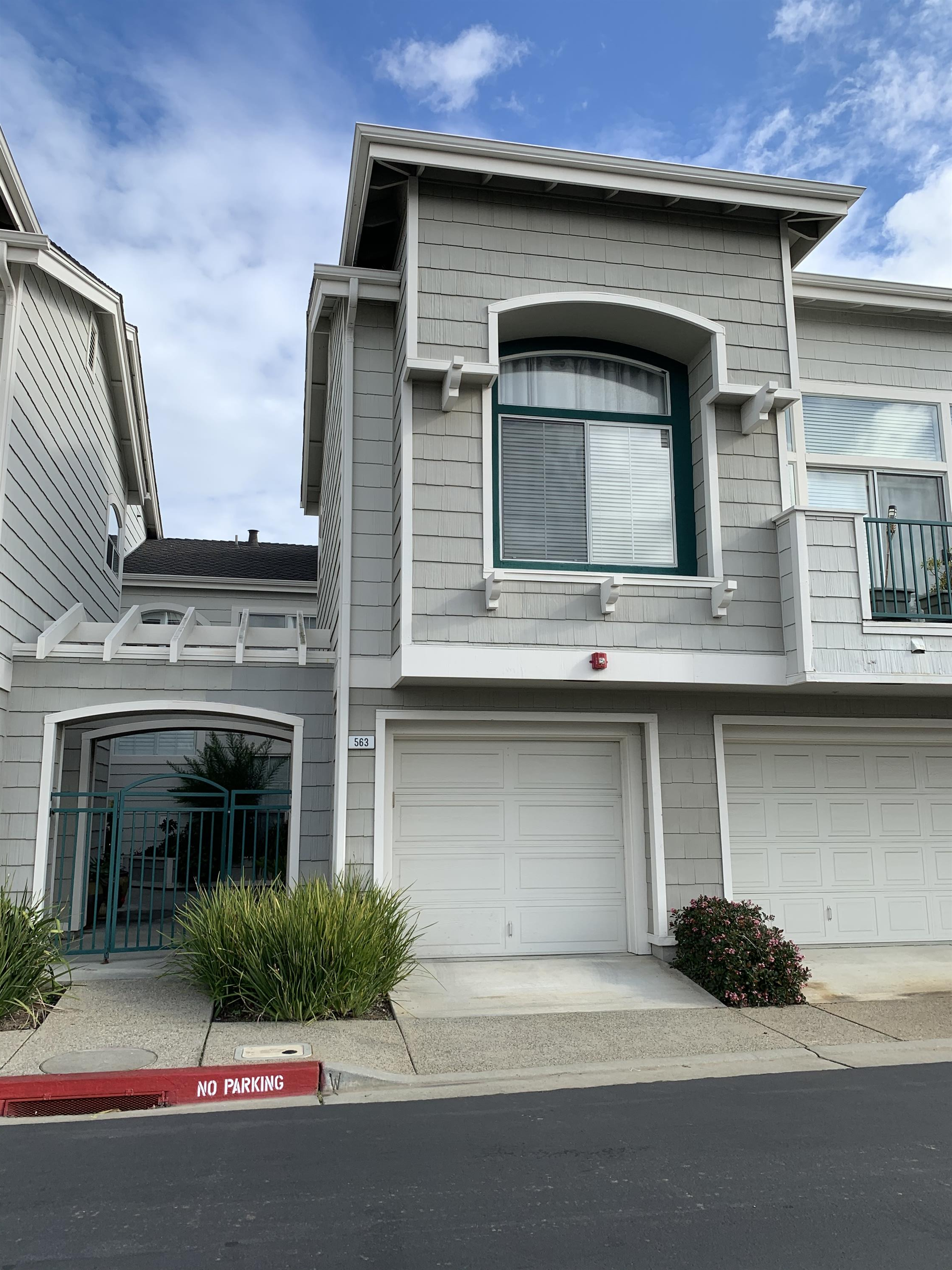 563 Shoal Circle